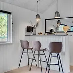 Gorgeous In With Sauna Feriehus *