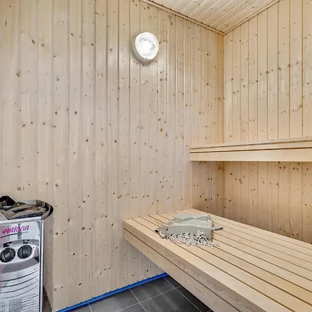 Stunning Home In Norre Nebel With Sauna Hébergement de vacances